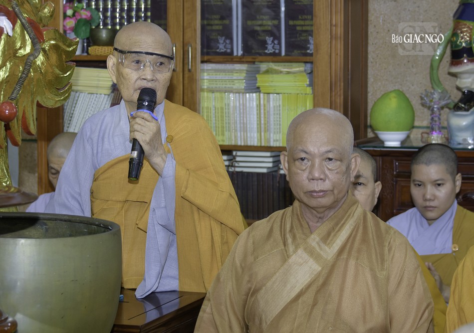 Ni trưởng Thích nữ Hạnh Ngọc, Thiền chủ hạ trường chùa Bồ Đề cảm tạ đoàn Ni trưởng Thích nữ Hạnh Ngọc, Thiền chủ hạ trường chùa Bồ Đề cảm tạ đoàn