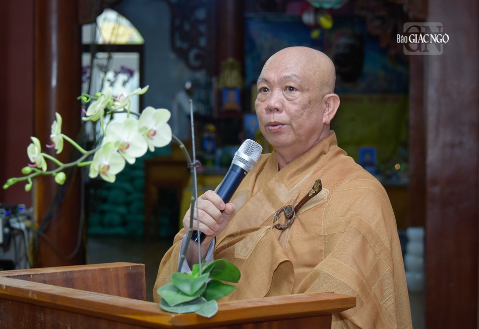 Thượng tọa Thích Thiện Từ phát biểu khai mạc