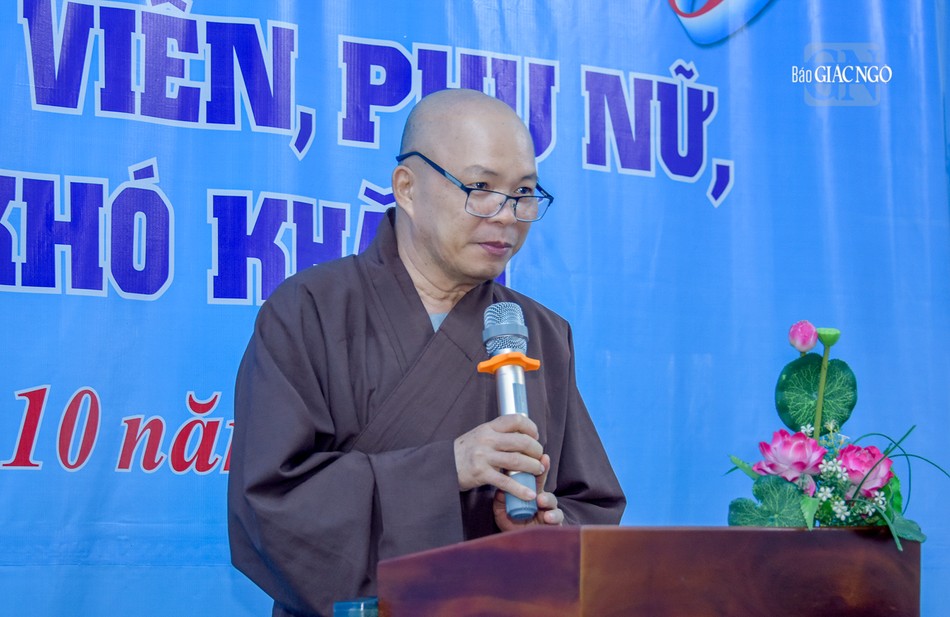 Thượng tọa Thích Trí Thường phát biểu