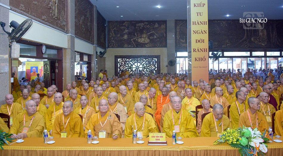 Ban Thường trực Hội đồng Trị sự, lãnh đạo các Ban, Viện T.Ư, Văn phòng I, II T.Ư, Ban Trị sự các tỉnh thành tại buổi lễ