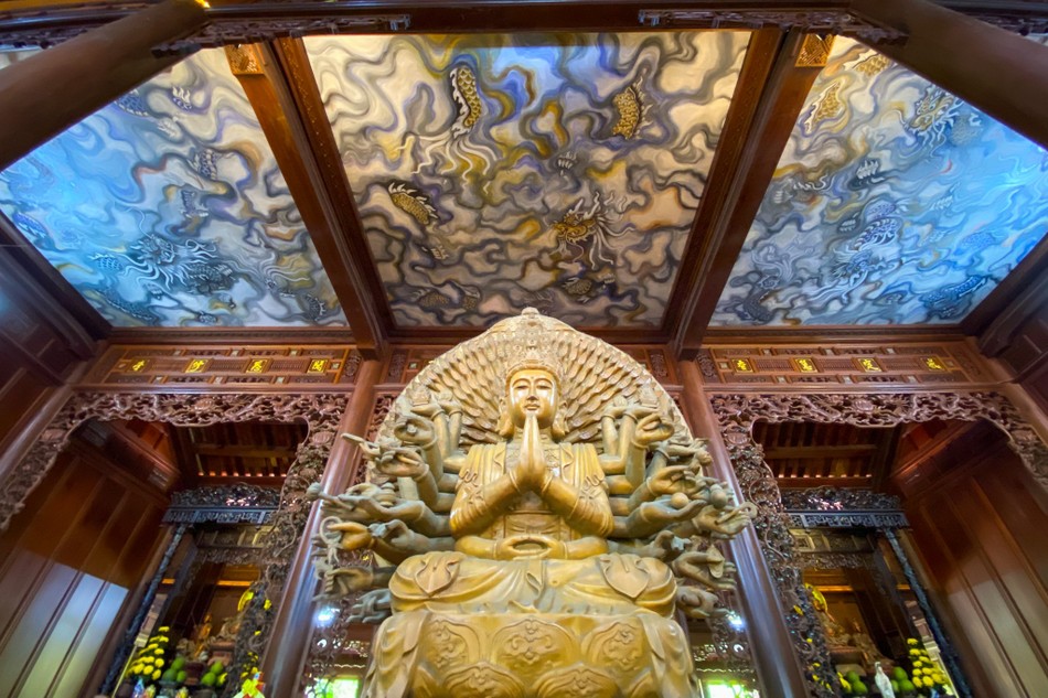 Bức tranh “Long vân khế hội” tại Quốc tự Diệu Đế