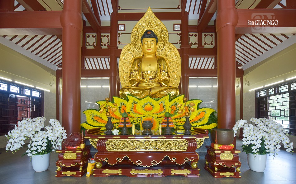 Chánh điện chùa Phổ Quang (Q.Tân Bình)