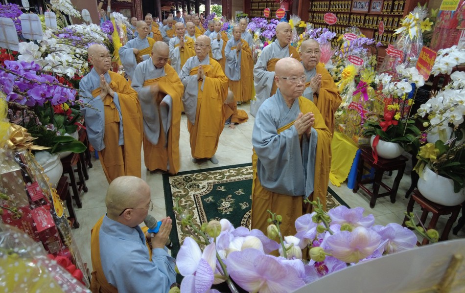 Chư vị Ni trưởng Phân ban Ni giới TP.HCM tham dự lễ tưởng niệm - Ảnh: Chùa Pháp Võ Chư vị Ni trưởng Phân ban Ni giới TP.HCM tham dự lễ tưởng niệm - Ảnh: Chùa Pháp Võ