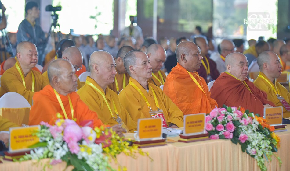 Chư vị Phó Chủ tịch Hội đồng Trị sự GHPGVN tham dự hội nghị