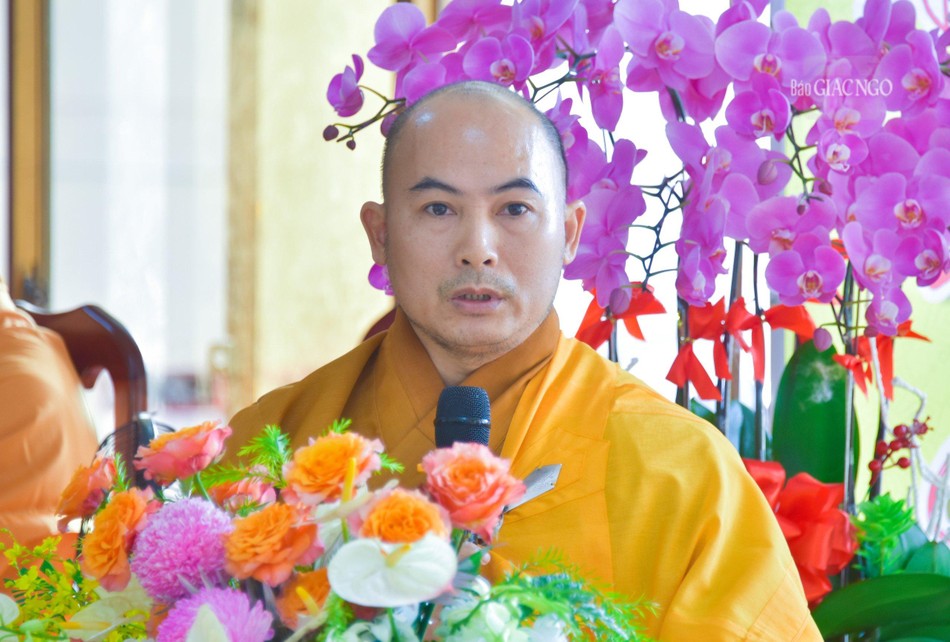 Đại đức Thích Tâm Toàn tuyên bố khai mạc khóa An cư kiết hạ Phật lịch 2568 của Phật giáo Q.7