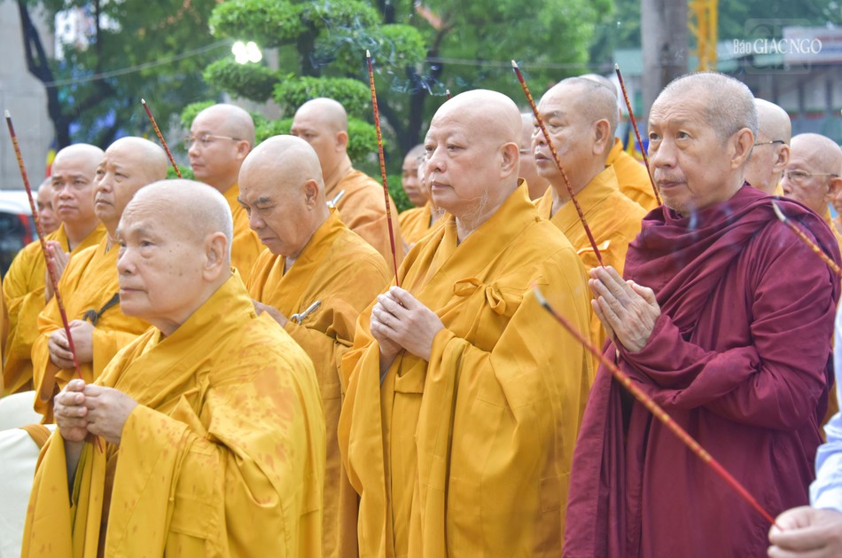 Thành kính tưởng niệm Bồ-tát Thích Quảng Đức vị pháp thiêu thân