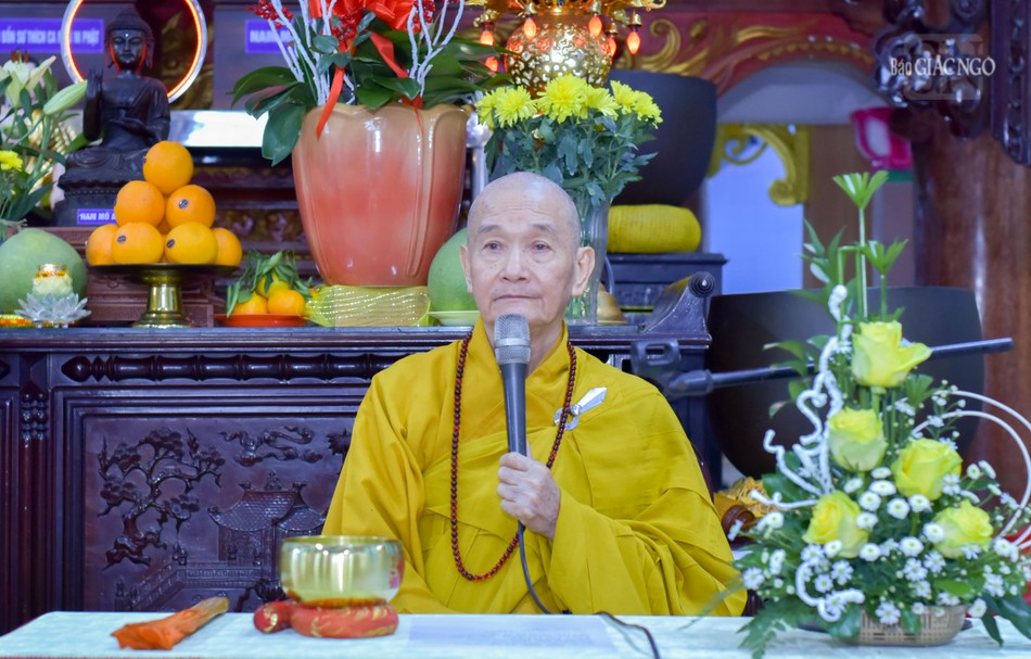 Trưởng lão Hòa thượng Thích Thanh Hùng ban đạo từ