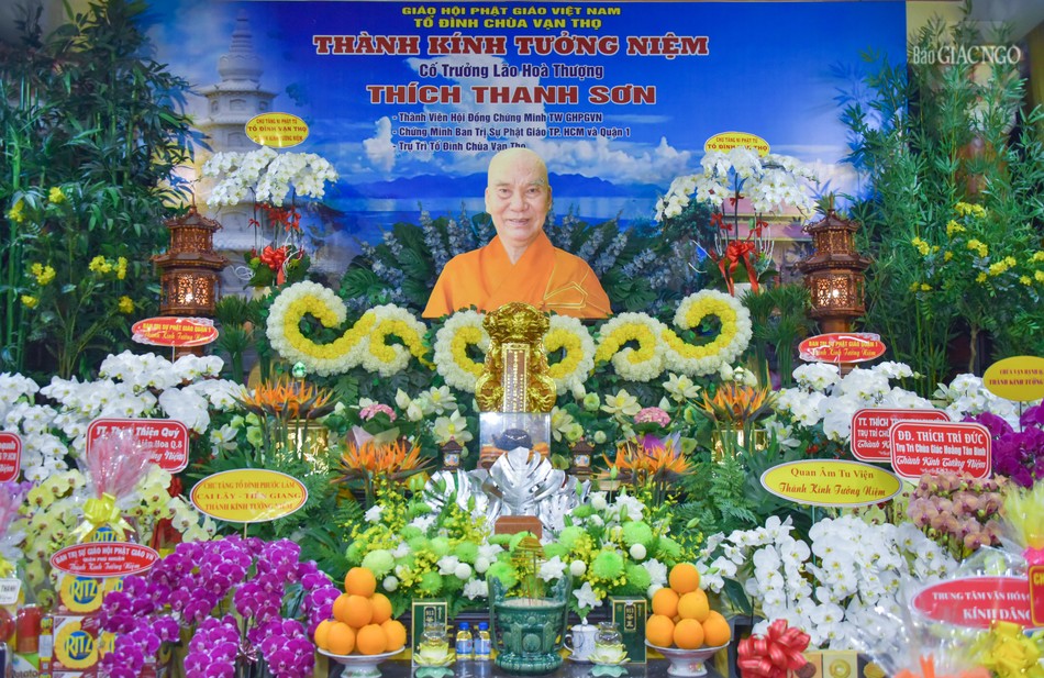 Giác linh đường Trưởng lão Hòa thượng Thích Thanh Sơn