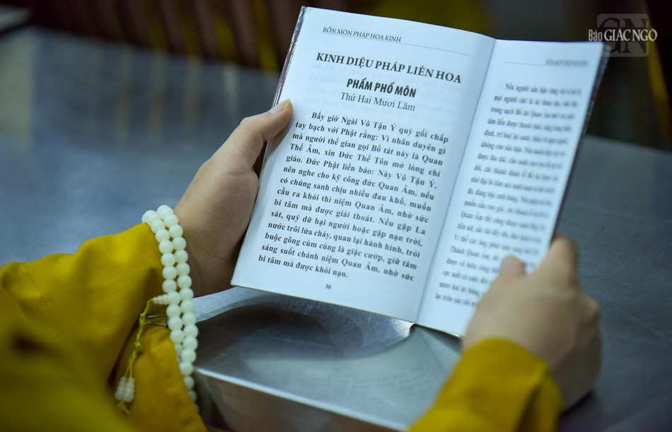 Kinh Diệu pháp liên hoa - phẩm Phổ môn