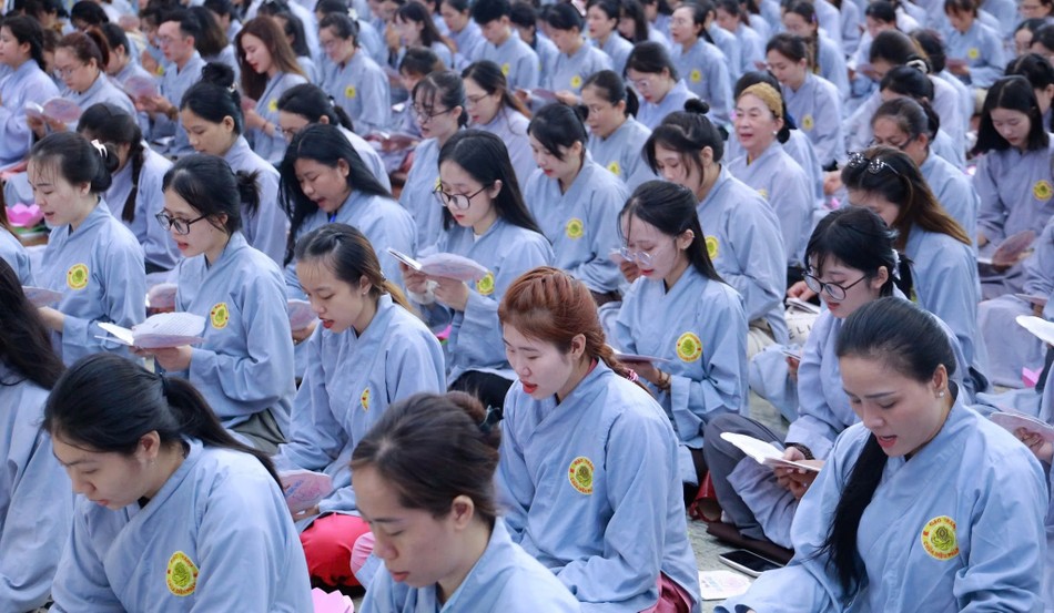 Tụng kinh cầu nguyện