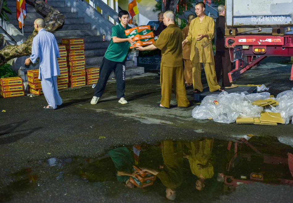 Sắp tới, Ban Kinh tế - Tài chính T.Ư, Ban Từ thiện xã hội GHPGVN TP.HCM sẽ tổ chức các chuyến đi cứu trợ đồng bào bị thiệt hại do bão số 3 gây ra