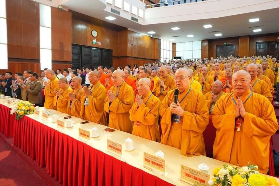 Chư tôn đức tham dự Chư tôn đức tham dự