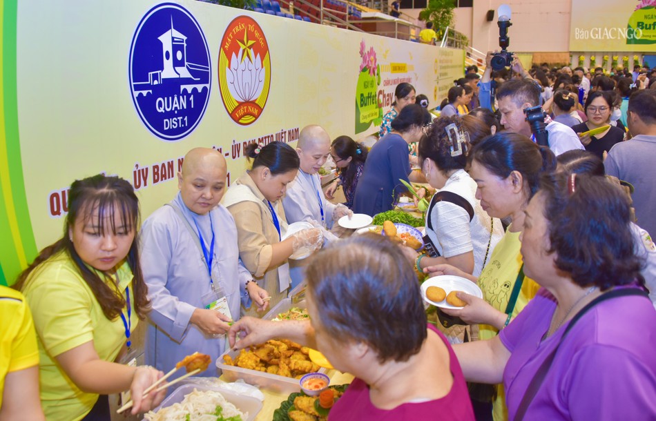 Ngày hội phục vụ hơn 130 món ăn, thức uống Ngày hội phục vụ hơn 130 món ăn, thức uống