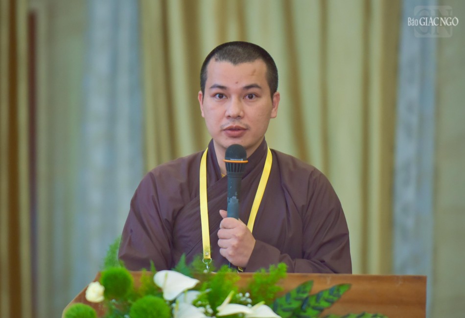 Đại đức Thích Nguyên Hiếu phát biểu cảm tưởng