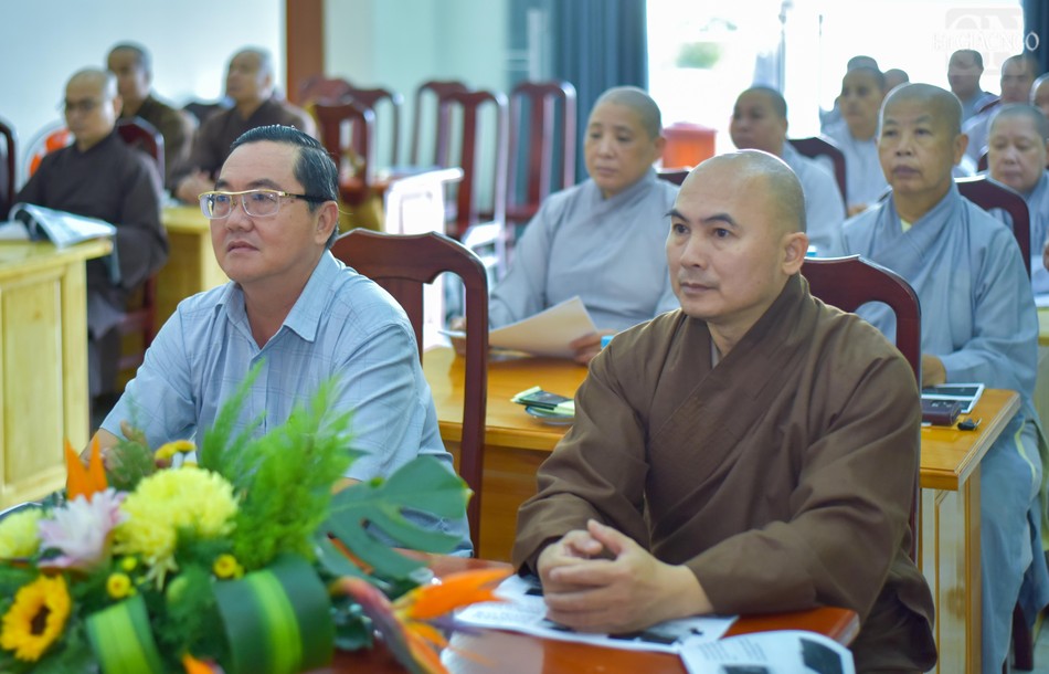 Đại diện chính quyền tham dự Đại diện chính quyền tham dự