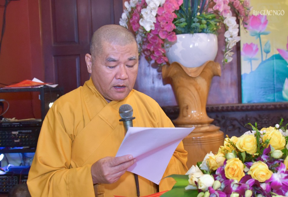 Thượng tọa Thích Minh Tiến trình bày phương hướng hoạt động năm 2025 của Ban Văn hóa T.Ư Thượng tọa Thích Minh Tiến trình bày phương hướng hoạt động năm 2025 của Ban Văn hóa T.Ư