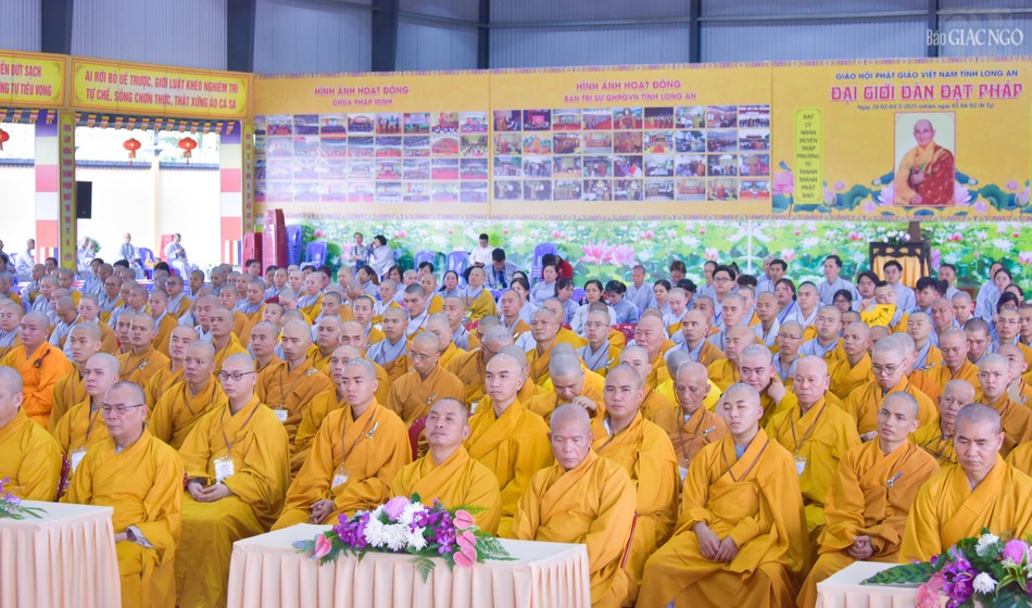 Chư Tăng, giới tử tham dự