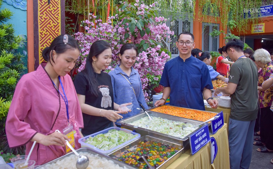 Gian hàng chùa Kim Thiền (Tiền Giang) Gian hàng chùa Kim Thiền (Tiền Giang)