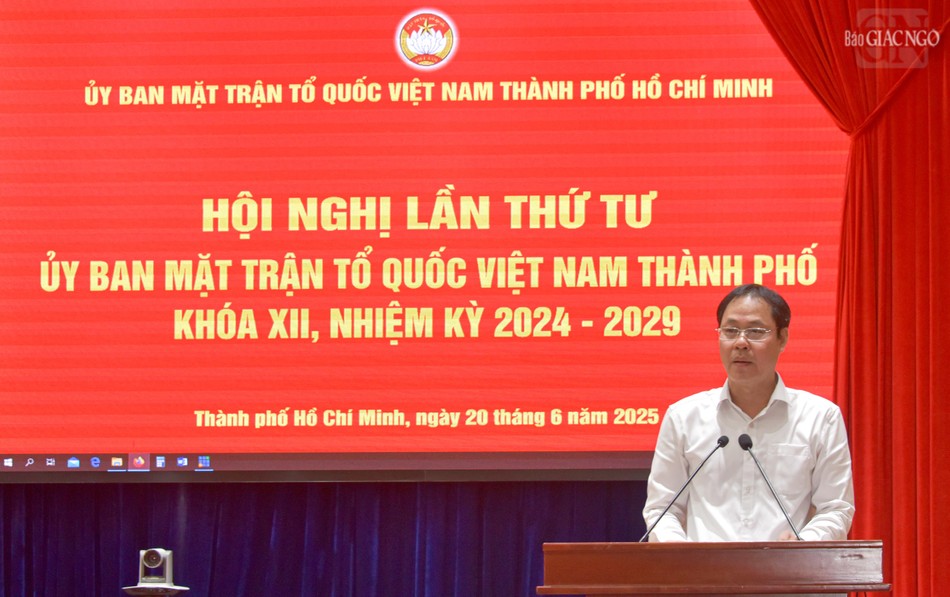 Ông Nguyễn Thành Trung phát biểu khai mạc