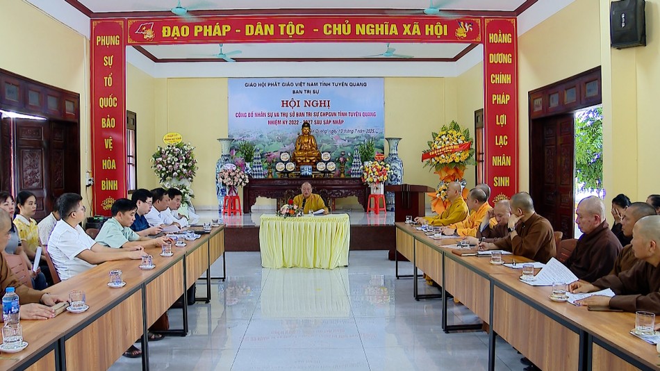 Quang cảnh hội nghị