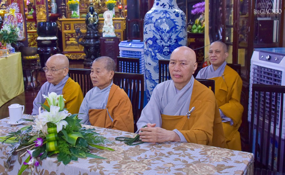 Ban Chức sự hạ trường chùa Sùng Đức