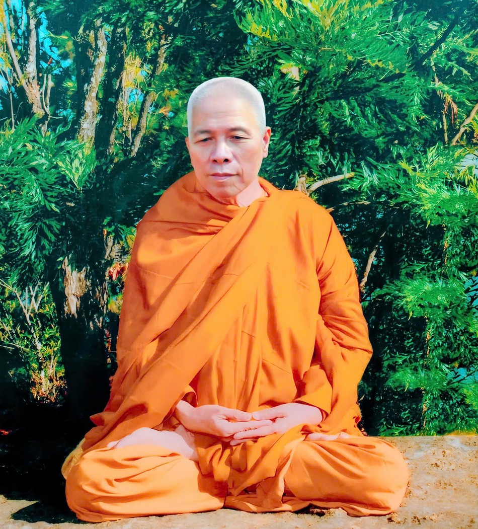 Chân dung Trưởng lão Hòa thượng Giác Dũng