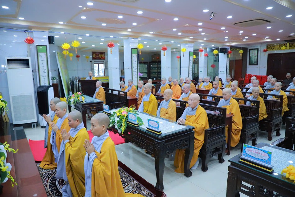 Trường hạ chùa Bồ Đề Lan Nhã có 75 hành giả an cư, do Ni trưởng Thích nữ Như Xuân làm Thiền chủ, Ni trưởng Thích nữ Như Hiền làm Hóa chủ