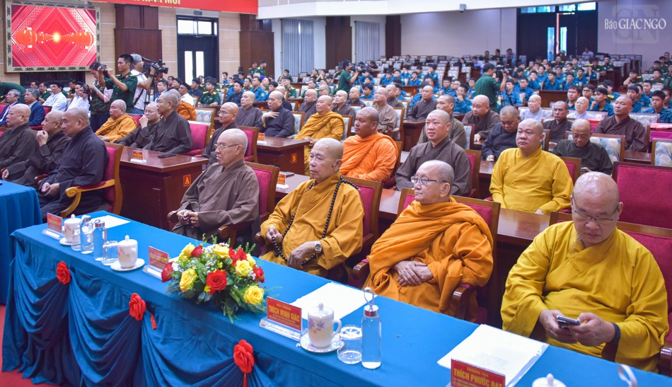 Chư tôn đức Tăng Ni tham dự Chư tôn đức Tăng Ni tham dự