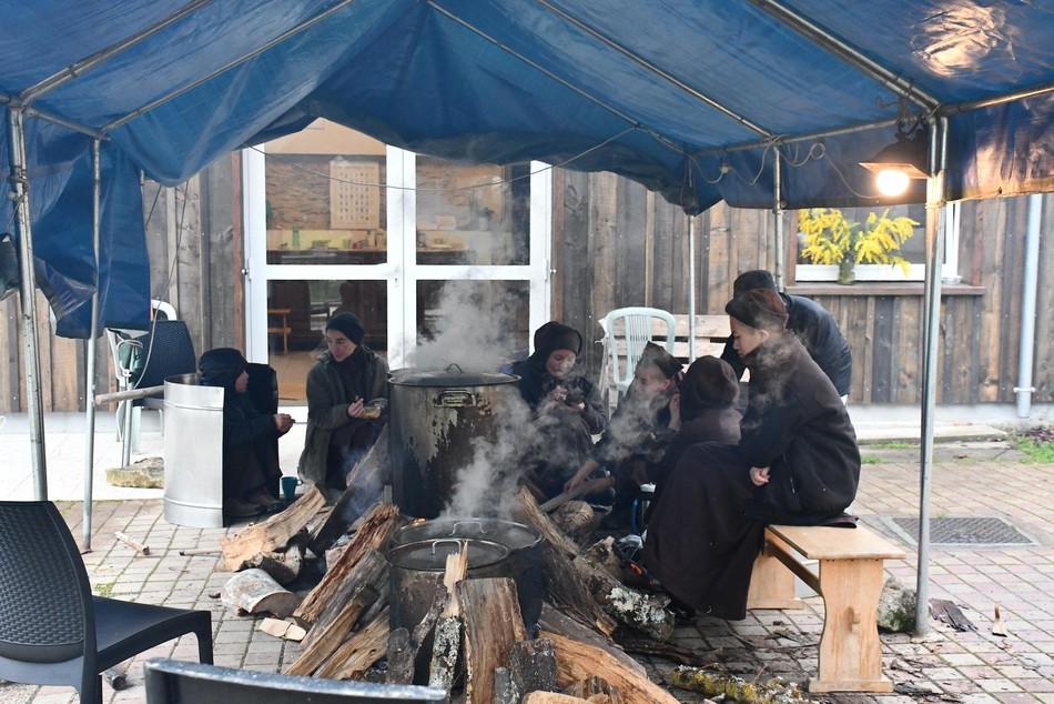 Có người nói Làng Mai không phải chỉ là một ngôi chùa Việt Nam đặt trên mảnh đất Âu châu