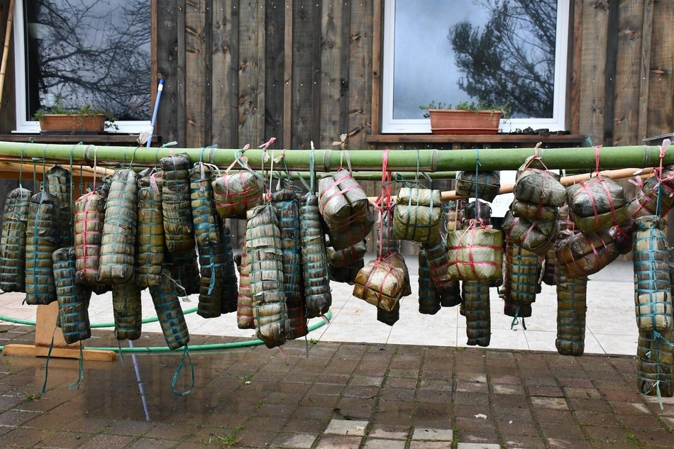 Trong Làng Mai ta thấy có văn hóa Ấn Độ, ta thấy có văn hóa Trung Quốc, ta thấy có văn hóa Việt Nam, ta thấy có văn hóa Tây phương