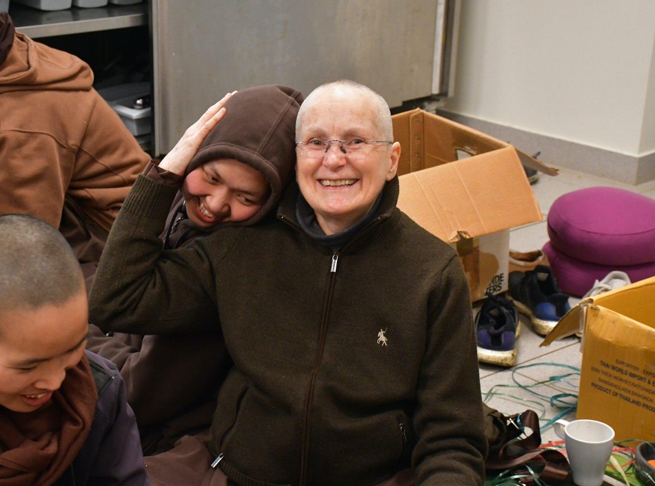 An lạc thiết thực