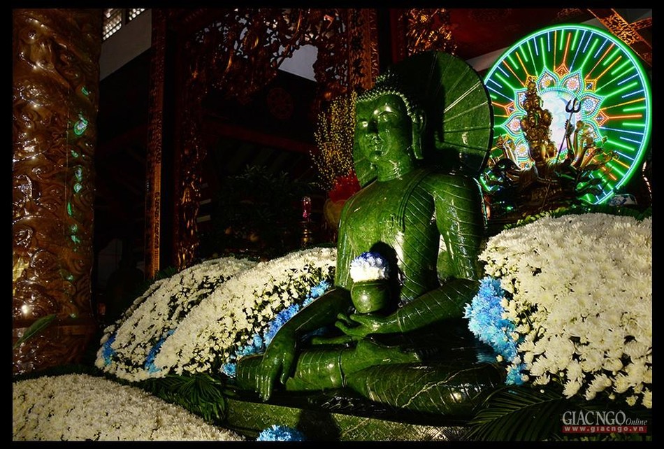 Thế ngồi kiết-già hoa sen Thế ngồi kiết-già hoa sen