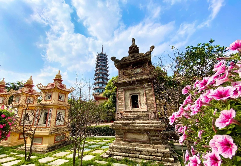 Vườn tháp chư Tổ sư - Ảnh: Diệu Tường Vườn tháp chư Tổ sư - Ảnh: Diệu Tường