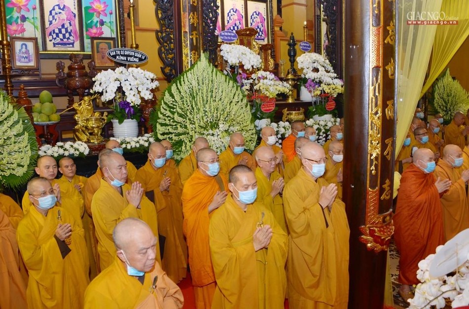 Nhất tâm cầu nguyện Giác linh Hòa thượng cao đăng thượng phẩm Nhất tâm cầu nguyện Giác linh Hòa thượng cao đăng thượng phẩm