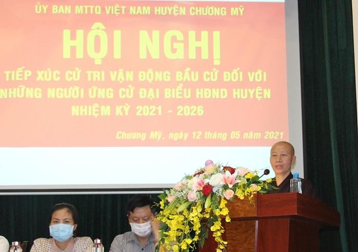 Ni sư Thích Đàm Hoa tiếp xúc cử tri tại huyện Chương Mỹ Ni sư Thích Đàm Hoa tiếp xúc cử tri tại huyện Chương Mỹ