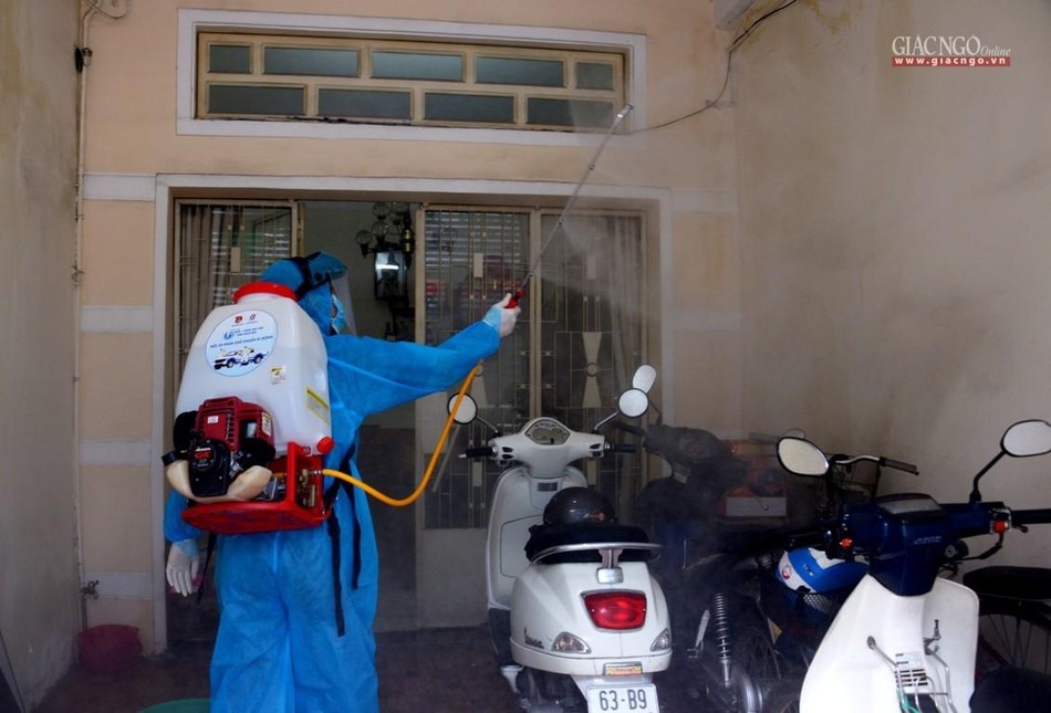 Một điểm cách ly trên đường Nguyễn Trọng Tuyển