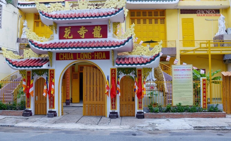 Chùa Long Hoa đã bắt đầu tiếp nhận tro cốt người dân qua đời vì Covid-19 - Ảnh: Bảo Toàn Chùa Long Hoa đã bắt đầu tiếp nhận tro cốt người dân qua đời vì Covid-19 - Ảnh: Bảo Toàn