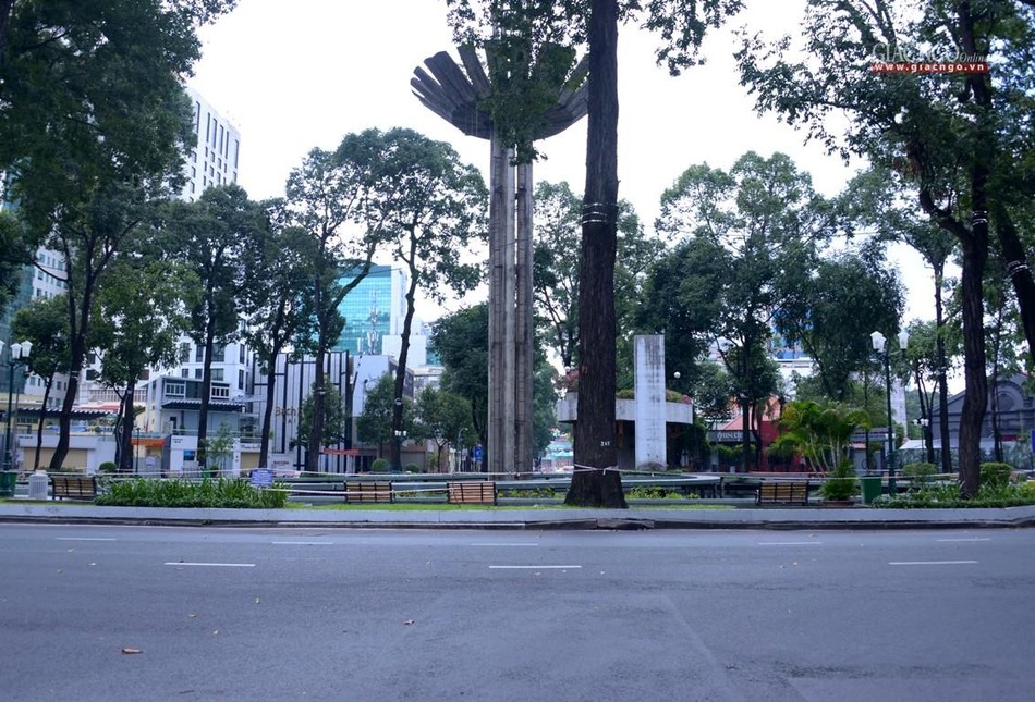 Đường Phạm Ngọc Thạch và Hồ Con Rùa