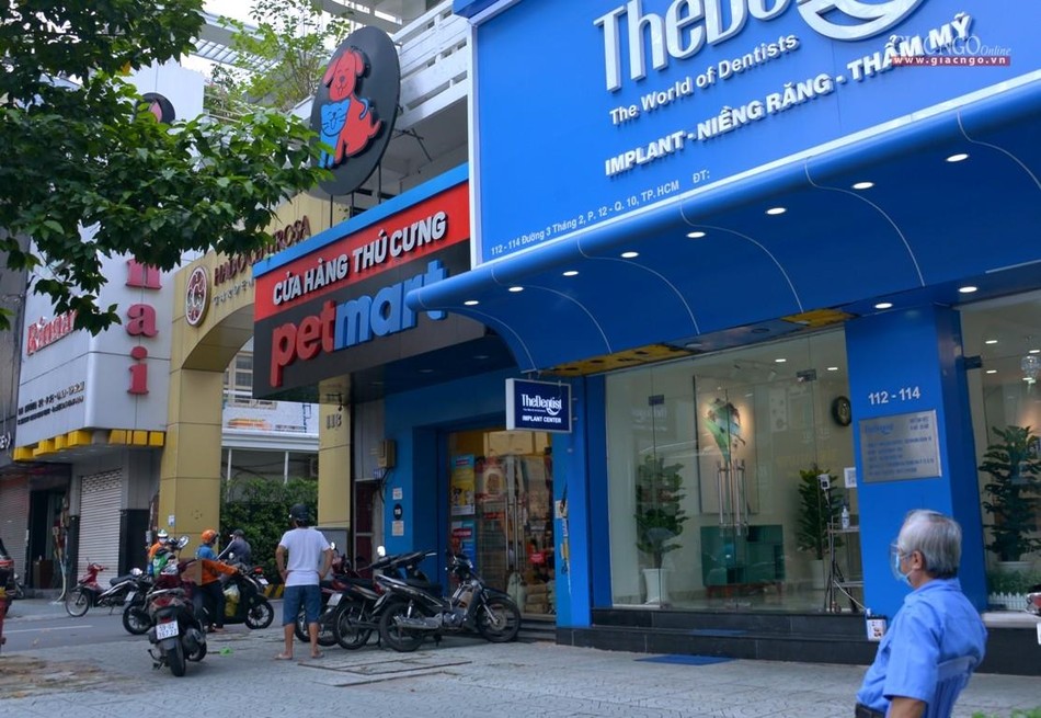 TP dự kiến cho hoạt động sản xuất, kinh doanh được tổ chức ngoài trời, trong nhà (hội họp, tập huấn, hội thảo...) tập trung tối đa 10 người; 70 người nếu 100% người tham gia tiêm đủ liều vắc-xin hoặc khỏi Covid-19 TP dự kiến cho hoạt động sản xuất, kinh doanh được tổ chức ngoài trời, trong nhà (hội họp, tập huấn, hội thảo...) tập trung tối đa 10 người; 70 người nếu 100% người tham gia tiêm đủ liều vắc-xin hoặc khỏi Covid-19