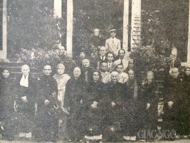 Chư tôn giáo phẩm các thành viên Ban Vận động tại chùa Quán Sứ, tham dự Hội nghị kỳ 2, ngày 18-1-1981 - Ảnh Tư liệu của Báo Giác Ngộ Chư tôn giáo phẩm các thành viên Ban Vận động tại chùa Quán Sứ, tham dự Hội nghị kỳ 2, ngày 18-1-1981 - Ảnh Tư liệu của Báo Giác Ngộ