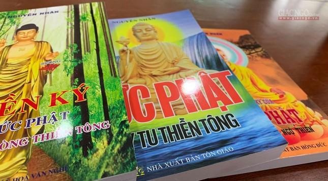 Các NXB Tôn Giáo và Hồng Đức đã dừng cấp phép cho các cuốn sách của ông Nguyễn Nhân Các NXB Tôn Giáo và Hồng Đức đã dừng cấp phép cho các cuốn sách của ông Nguyễn Nhân