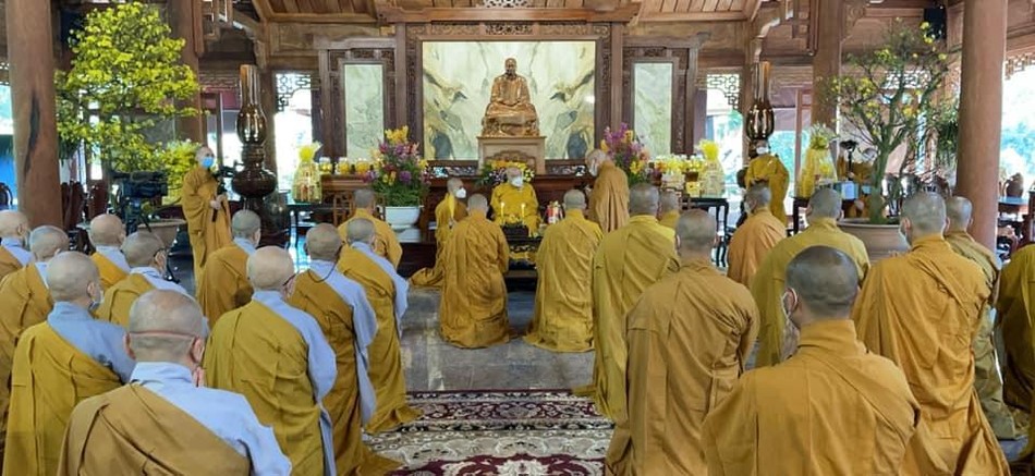 Quang cảnh buổi khánh tuế Trưởng lão Thiền sư Thích Thanh Từ tại thiền viện Thường Chiếu (huyện Long Thành, tỉnh Đồng Nai)