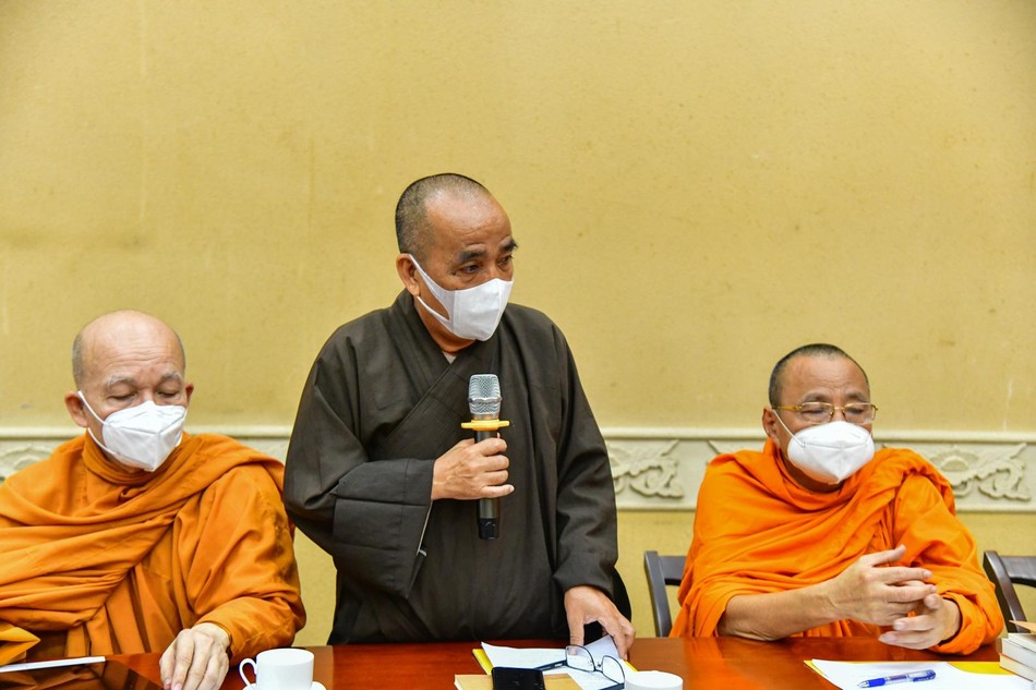 Thượng tọa Thích Viên Trí, Phó Viện trưởng kiêm Trưởng khoa Triết học Thượng tọa Thích Viên Trí, Phó Viện trưởng kiêm Trưởng khoa Triết học