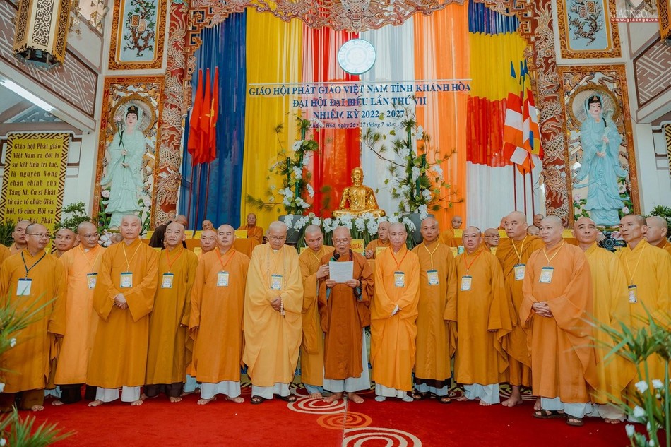 Tân Ban Trị sự GHPGVN tỉnh Khánh Hòa nhiệm kỳ 2022-2027 ra mắt, Hòa thượng Thích Minh Thông phát biểu nhận nhiệm vụ