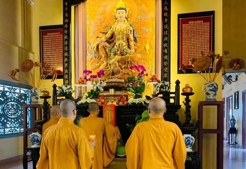 Lễ rước chư hương linh về an vị tại tổ đình Ấn Quang do Ban Trị sự GHPGVN quận 10 tổ chức Lễ rước chư hương linh về an vị tại tổ đình Ấn Quang do Ban Trị sự GHPGVN quận 10 tổ chức