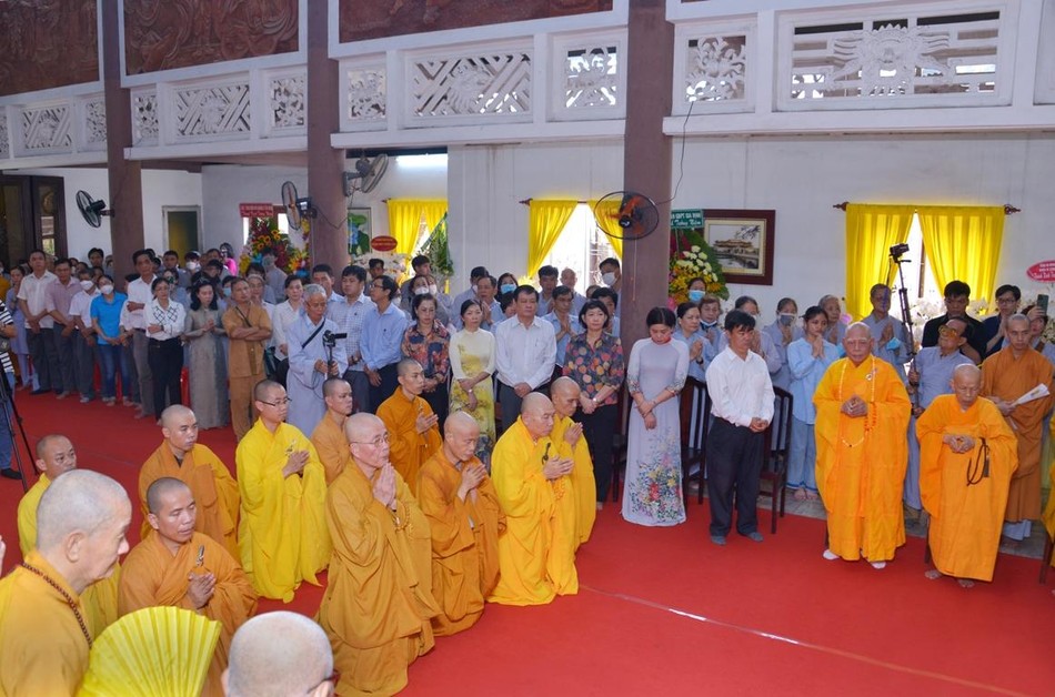 Lễ tưởng niệm diễn ra tại giảng đường thiền viện Vạn Hạnh Lễ tưởng niệm diễn ra tại giảng đường thiền viện Vạn Hạnh