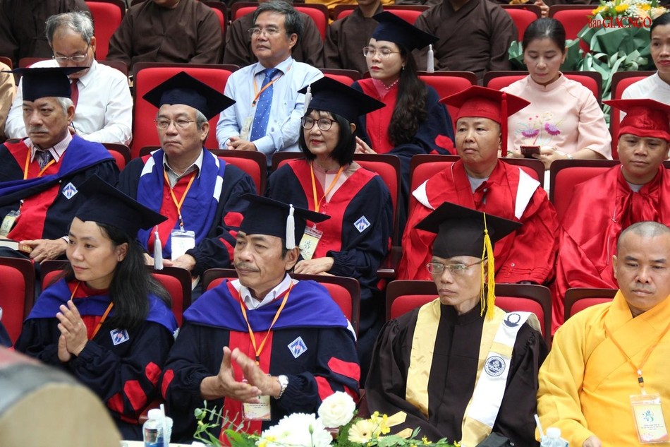 Giảng viên Học viện dự lễ Giảng viên Học viện dự lễ