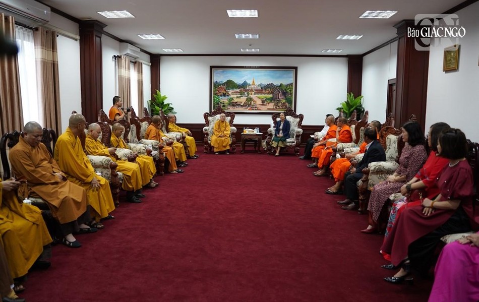 Quang cảnh buổi tiếp đoàn GHPGVN tại trụ sở Bộ Nội vụ CHDCND Lào