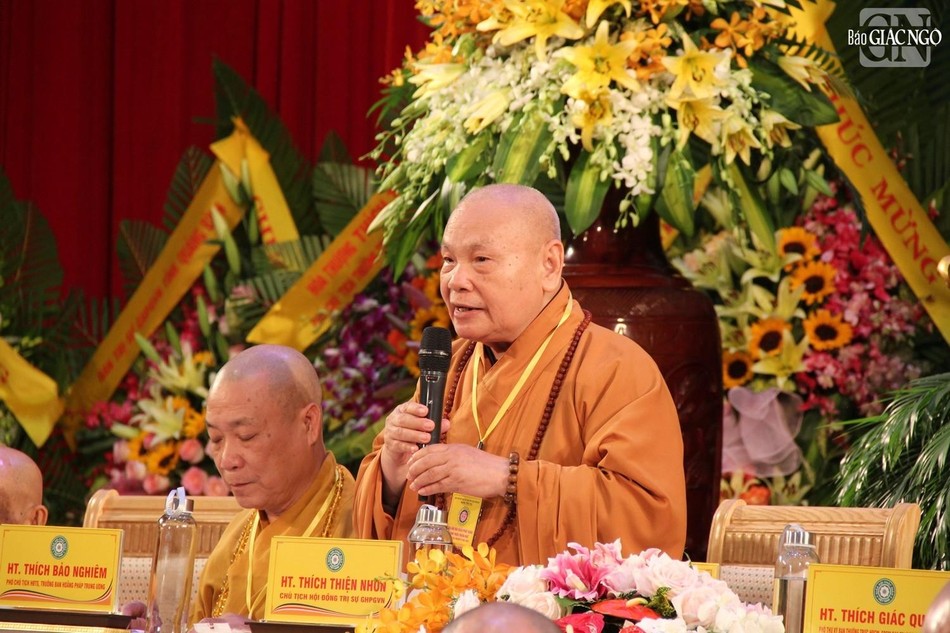Hòa thượng Chủ tịch Hội đồng Trị sự GHPGVN ban đạo từ Hòa thượng Chủ tịch Hội đồng Trị sự GHPGVN ban đạo từ