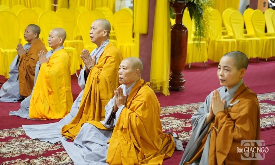 Thành kính đảnh lễ bậc Giới sư của Tăng Ni thủ đô